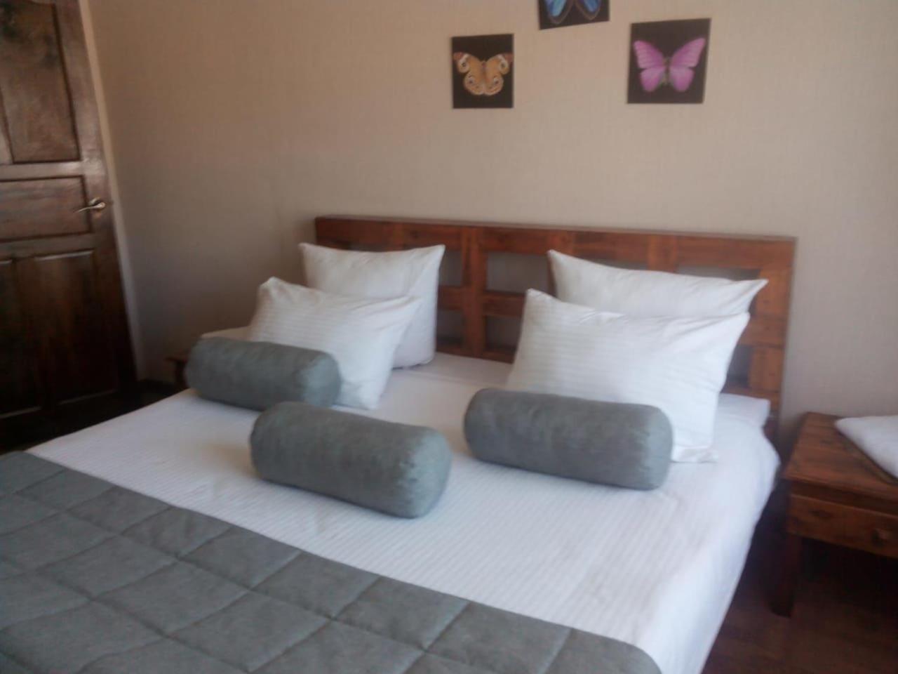 Galirad Hotel Uszty-Kamenogorszk Szoba fotó
