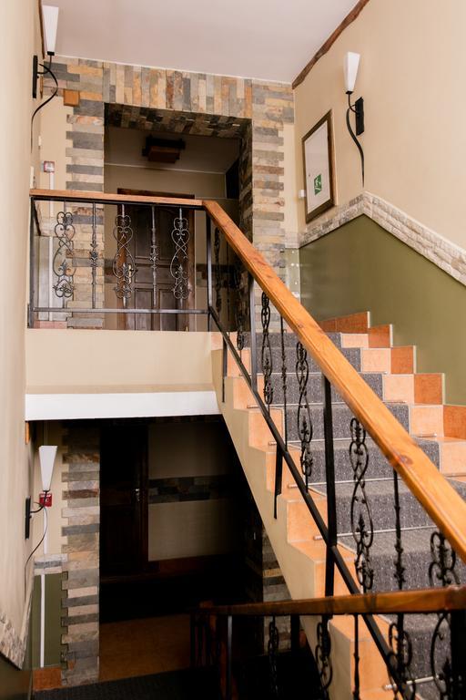Galirad Hotel Uszty-Kamenogorszk Kültér fotó