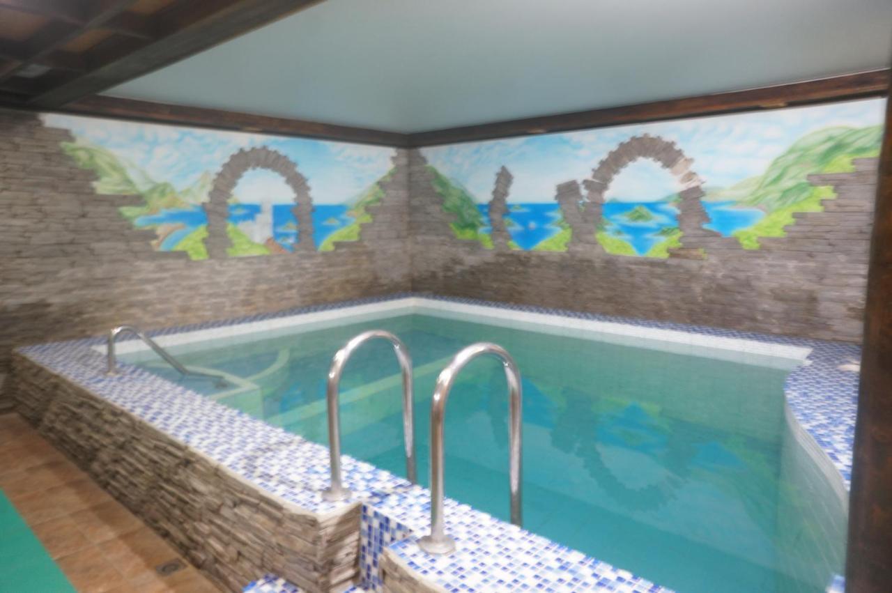 Galirad Hotel Uszty-Kamenogorszk Kültér fotó