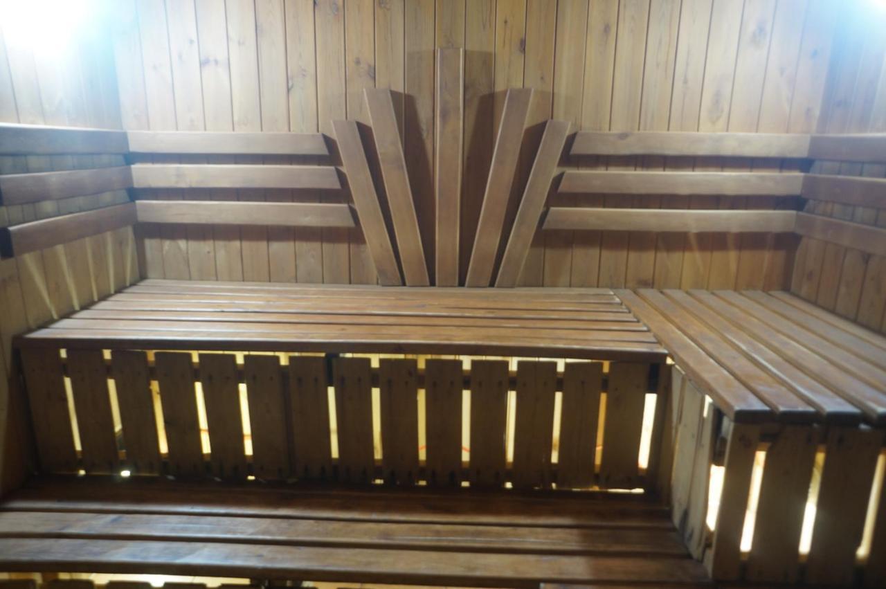 Galirad Hotel Uszty-Kamenogorszk Kültér fotó
